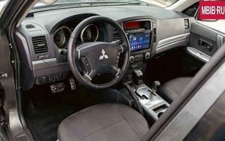 Mitsubishi Pajero IV, 2012 год, 1 695 000 рублей, 13 фотография