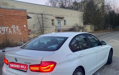 BMW 3 серия, 2015 год, 1 900 000 рублей, 6 фотография