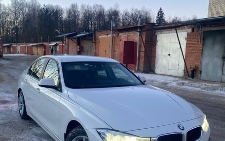 BMW 3 серия, 2015 год, 1 900 000 рублей, 9 фотография