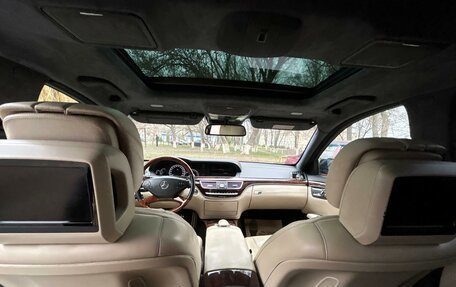 Mercedes-Benz S-Класс, 2010 год, 1 550 000 рублей, 23 фотография