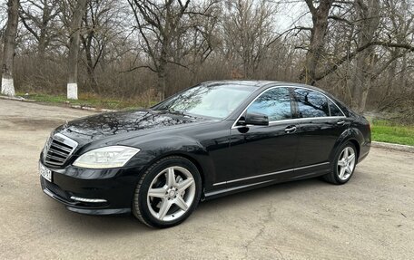 Mercedes-Benz S-Класс, 2010 год, 1 550 000 рублей, 32 фотография