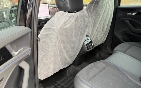 Volkswagen Tiguan, 2025 год, 4 750 000 рублей, 10 фотография