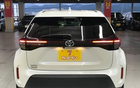 Toyota Yaris Cross, 2022 год, 1 730 007 рублей, 5 фотография