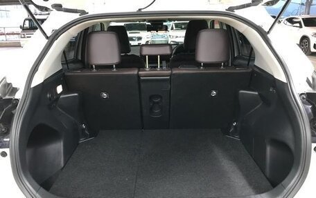 Toyota Yaris Cross, 2022 год, 1 730 007 рублей, 12 фотография