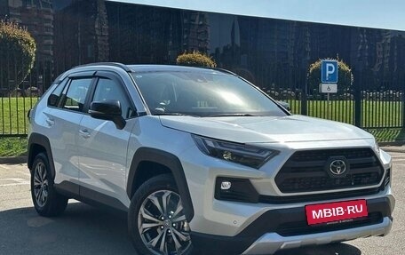 Toyota RAV4, 2025 год, 4 120 000 рублей, 1 фотография