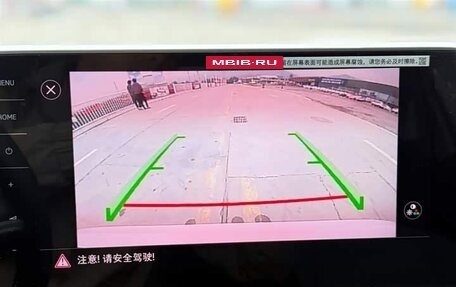 Volkswagen Lavida, 2024 год, 1 875 000 рублей, 10 фотография