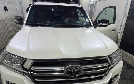 Toyota Land Cruiser 200, 2019 год, 9 150 000 рублей, 1 фотография