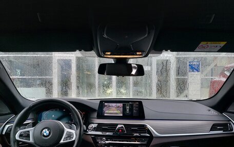 BMW 5 серия, 2019 год, 4 200 000 рублей, 21 фотография