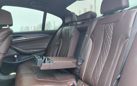 BMW 5 серия, 2019 год, 4 200 000 рублей, 29 фотография