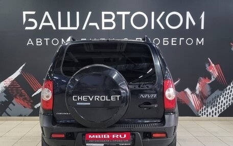 Chevrolet Niva I рестайлинг, 2017 год, 720 000 рублей, 6 фотография