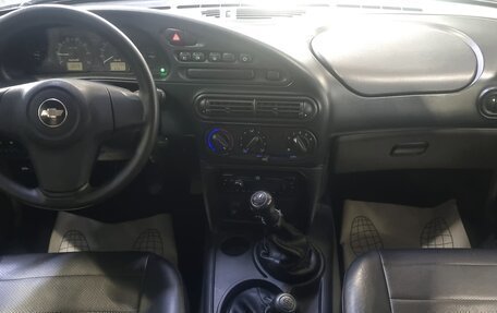 Chevrolet Niva I рестайлинг, 2017 год, 720 000 рублей, 9 фотография