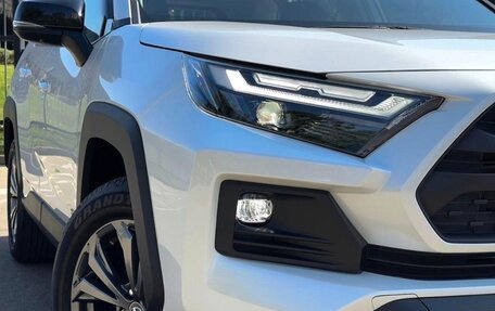 Toyota RAV4, 2025 год, 4 120 000 рублей, 2 фотография