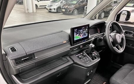 Honda Stepwgn, 2022 год, 1 990 007 рублей, 9 фотография