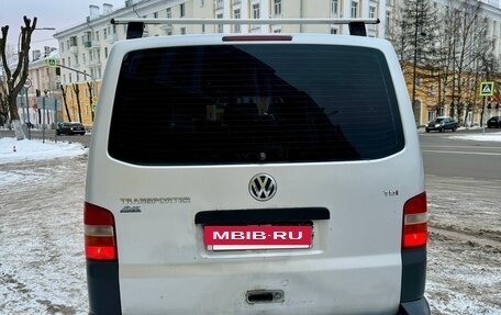 Volkswagen Transporter T5 рестайлинг, 2007 год, 900 000 рублей, 3 фотография