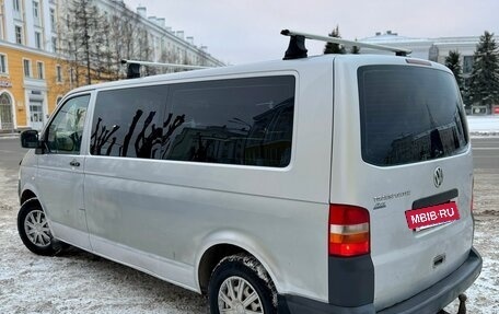 Volkswagen Transporter T5 рестайлинг, 2007 год, 900 000 рублей, 4 фотография