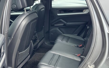 Porsche Cayenne III, 2023 год, 12 900 000 рублей, 17 фотография