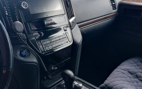 Toyota Land Cruiser 200, 2018 год, 6 500 000 рублей, 9 фотография