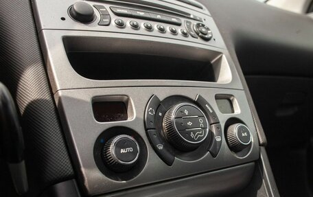 Peugeot 408 I рестайлинг, 2013 год, 650 000 рублей, 28 фотография