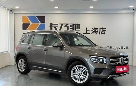 Mercedes-Benz GLB, 2022 год, 2 800 000 рублей, 3 фотография