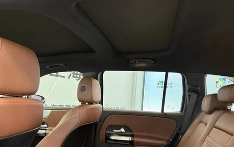 Mercedes-Benz GLB, 2022 год, 2 800 000 рублей, 9 фотография