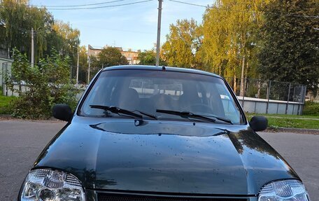 Chevrolet Niva I рестайлинг, 2003 год, 235 000 рублей, 1 фотография