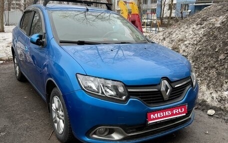 Renault Logan II, 2015 год, 880 000 рублей, 1 фотография