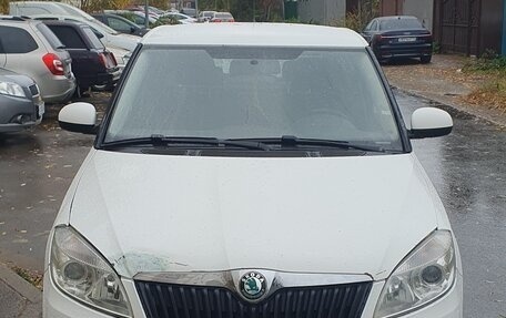 Skoda Fabia II, 2011 год, 430 000 рублей, 1 фотография