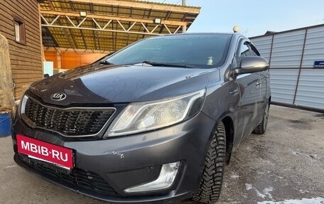 KIA Rio III рестайлинг, 2013 год, 880 000 рублей, 1 фотография