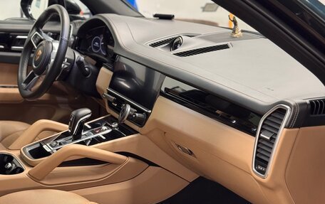 Porsche Cayenne III, 2019 год, 10 224 000 рублей, 7 фотография