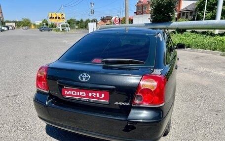 Toyota Avensis III рестайлинг, 2004 год, 850 000 рублей, 5 фотография