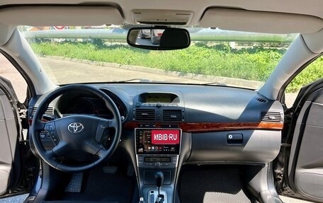 Toyota Avensis III рестайлинг, 2004 год, 850 000 рублей, 20 фотография