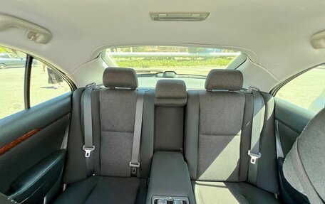 Toyota Avensis III рестайлинг, 2004 год, 850 000 рублей, 25 фотография