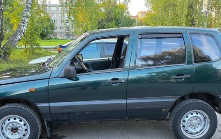Chevrolet Niva I рестайлинг, 2003 год, 235 000 рублей, 4 фотография