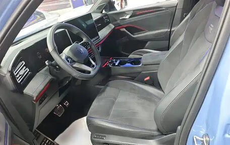 Volkswagen Tiguan, 2024 год, 4 835 998 рублей, 4 фотография