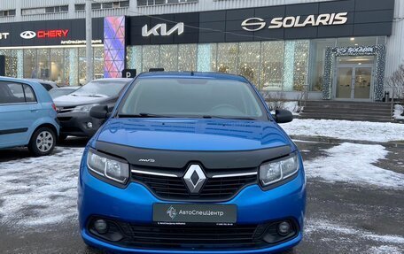 Renault Logan II, 2017 год, 663 000 рублей, 3 фотография