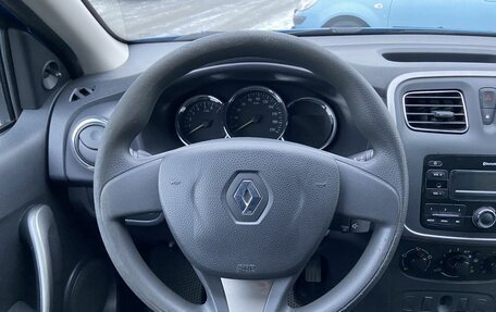 Renault Logan II, 2017 год, 663 000 рублей, 14 фотография