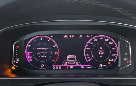 Volkswagen Tiguan II, 2021 год, 2 950 000 рублей, 7 фотография