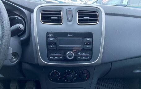 Renault Logan II, 2017 год, 663 000 рублей, 16 фотография