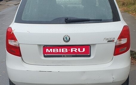 Skoda Fabia II, 2011 год, 430 000 рублей, 2 фотография