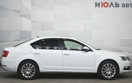 Skoda Octavia, 2019 год, 1 930 000 рублей, 3 фотография