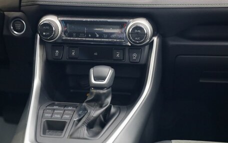 Toyota RAV4, 2025 год, 4 450 000 рублей, 20 фотография