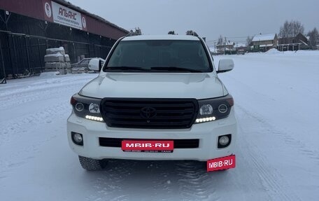 Toyota Land Cruiser 200, 2012 год, 3 200 000 рублей, 1 фотография