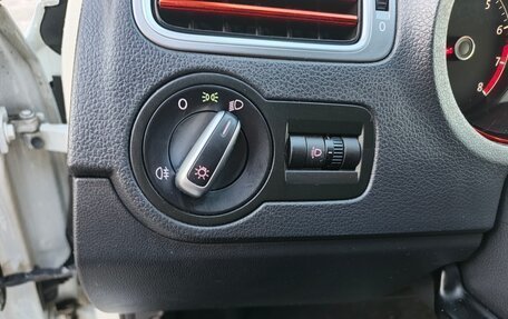 Volkswagen Polo VI (EU Market), 2017 год, 1 100 000 рублей, 13 фотография