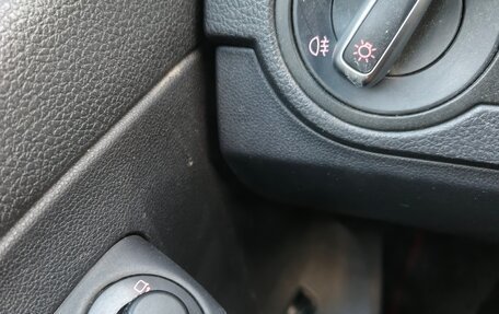 Volkswagen Polo VI (EU Market), 2017 год, 1 100 000 рублей, 16 фотография