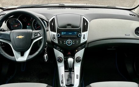 Chevrolet Cruze II, 2013 год, 749 999 рублей, 11 фотография