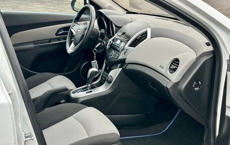 Chevrolet Cruze II, 2013 год, 749 999 рублей, 14 фотография