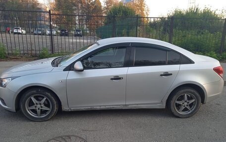 Chevrolet Cruze II, 2012 год, 450 000 рублей, 4 фотография