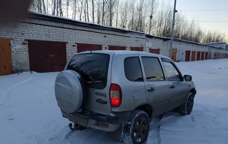 Chevrolet Niva I рестайлинг, 2003 год, 220 000 рублей, 5 фотография