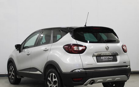 Renault Kaptur I рестайлинг, 2018 год, 1 590 000 рублей, 6 фотография