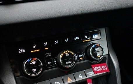 Skoda Karoq I, 2021 год, 2 415 000 рублей, 7 фотография